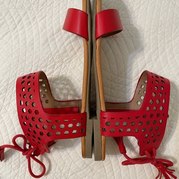 Stitch Fix Report Genna Sandals Women’s Red Cutout & Tie Back Size 7 - Picture 6 of 9